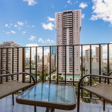 Ohia Waikiki Studio Suites Honolulu Exterior photo